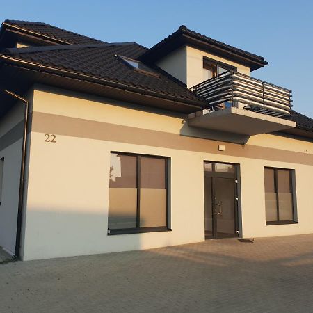 Appartement Apartament Oksford 1 à Okszow Extérieur photo